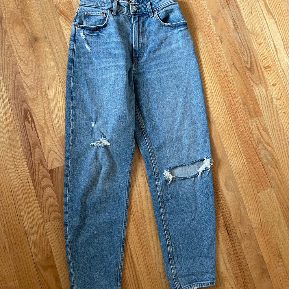 Abercrombie Curve love 80’s mom high rise jeans